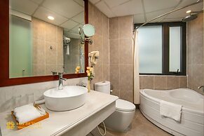 May De Ville Trendy Hotel & Spa