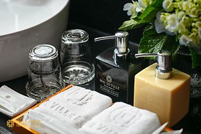 May De Ville Trendy Hotel & Spa