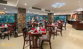 May De Ville Trendy Hotel & Spa