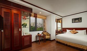 May De Ville Trendy Hotel & Spa