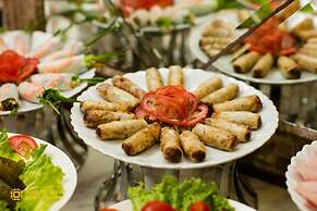 May De Ville Trendy Hotel & Spa