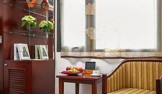 May De Ville Trendy Hotel & Spa