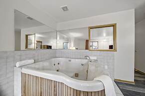 Executive Inn Cass City