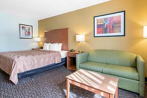 Clarion Hotel & Suites University - Shippensburg