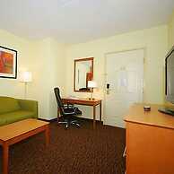 Clarion Hotel & Suites University - Shippensburg