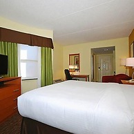 Clarion Hotel & Suites University - Shippensburg