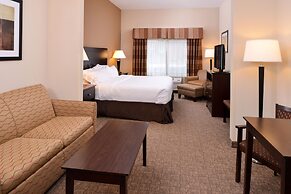 Holiday Inn Express and Suites Fairmont, an IHG Hotel