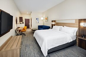 Holiday Inn Express & Suites Bridgeport by IHG