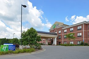 Holiday Inn Express & Suites Bridgeport by IHG