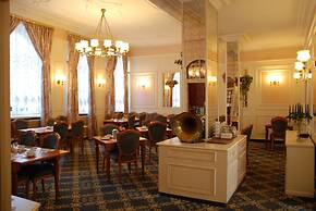 Hotel Rheinischer Hof