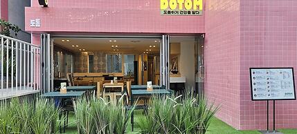 Hotel Tradiup by the Designers