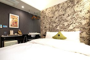 Hotel Tradiup by the Designers