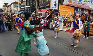 Hotel Biz Jongro Insadong