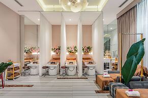 A&EM Saigon Hotel