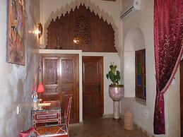 Riad Marlinea