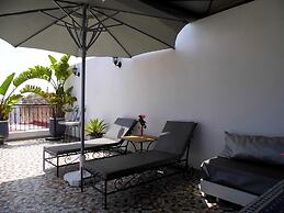 Riad Marlinea