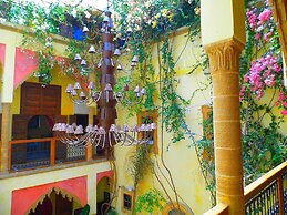Riad Marlinea