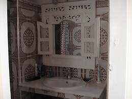 Riad Marlinea