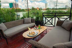 Radisson Hotel Tamboho Waterfront Antananarivo