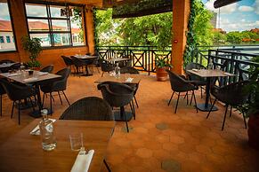 Radisson Hotel Tamboho Waterfront Antananarivo