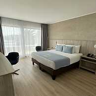 Yachting Hotel Quintero