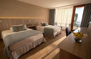 Yachting Hotel Quintero