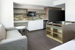 Element Omaha Midtown Crossing