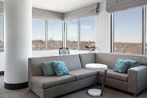 Element Omaha Midtown Crossing