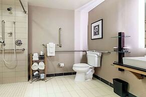 Cambria Hotel Pittsburgh - Downtown