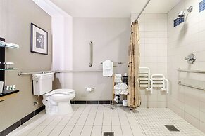 Cambria Hotel Pittsburgh - Downtown