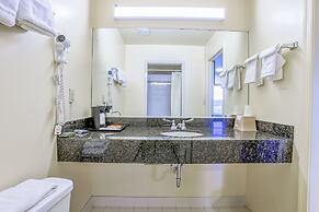 Whispering Pines by Hotel O Whitestone VA
