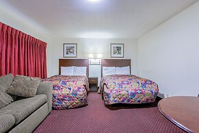 Whispering Pines by Hotel O Whitestone VA
