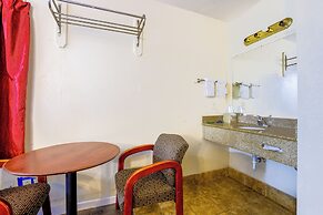 Whispering Pines by Hotel O Whitestone VA