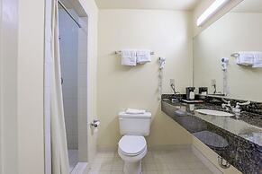 Whispering Pines by Hotel O Whitestone VA