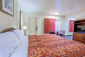 Whispering Pines by Hotel O Whitestone VA