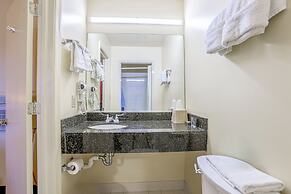 Whispering Pines by Hotel O Whitestone VA