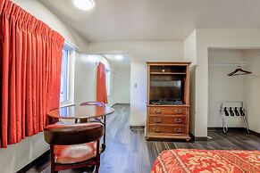 Whispering Pines by Hotel O Whitestone VA