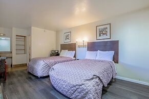Whispering Pines by Hotel O Whitestone VA