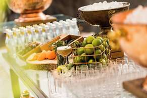 St. Pancras, London, Autograph Collection