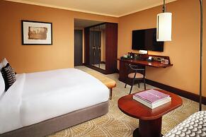 St. Pancras, London, Autograph Collection