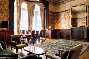 St. Pancras, London, Autograph Collection