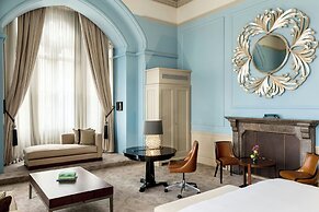 St. Pancras, London, Autograph Collection