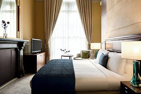 St. Pancras, London, Autograph Collection