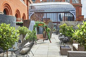 St. Pancras, London, Autograph Collection