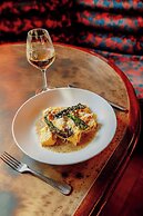 St. Pancras, London, Autograph Collection