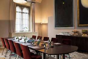 St. Pancras, London, Autograph Collection