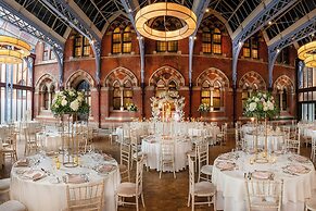 St. Pancras, London, Autograph Collection