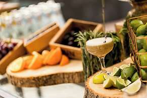 St. Pancras, London, Autograph Collection