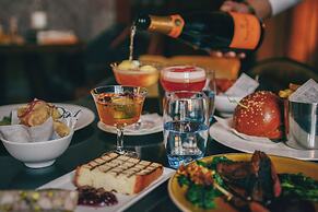 St. Pancras, London, Autograph Collection