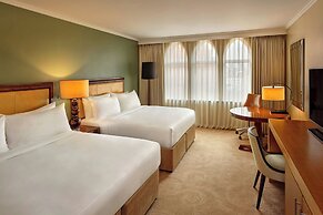 St. Pancras, London, Autograph Collection